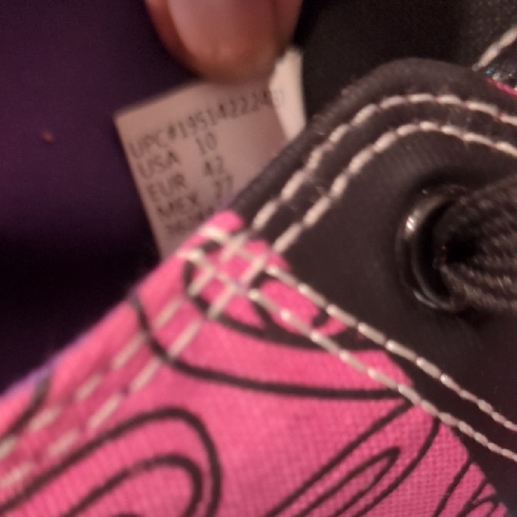 Colorful High-Top Sneakers with Web Design - Picture 5 of 5